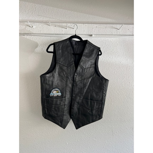Harley-Davidson Other - Vintage Harley Davidson Vest 1997 Patch Black Leather Motorcycle Vest Mens Large